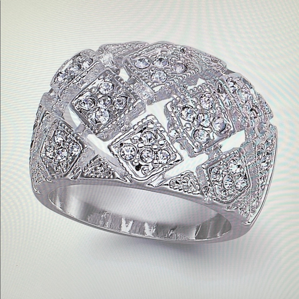 Elegant Silver Plate Crystal Mesh Wide Ring Size 8 NWT